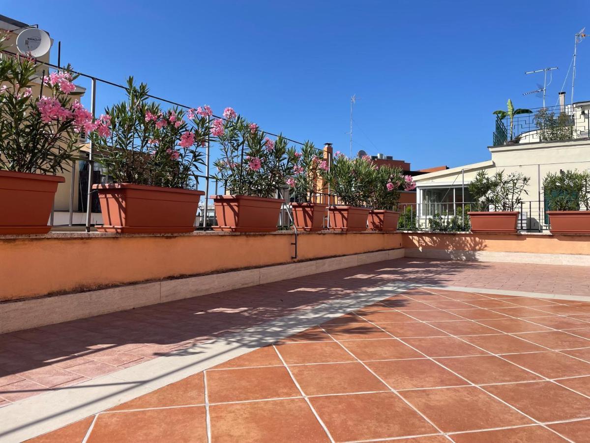 Little Aventino Bnb Rome Bagian luar foto
